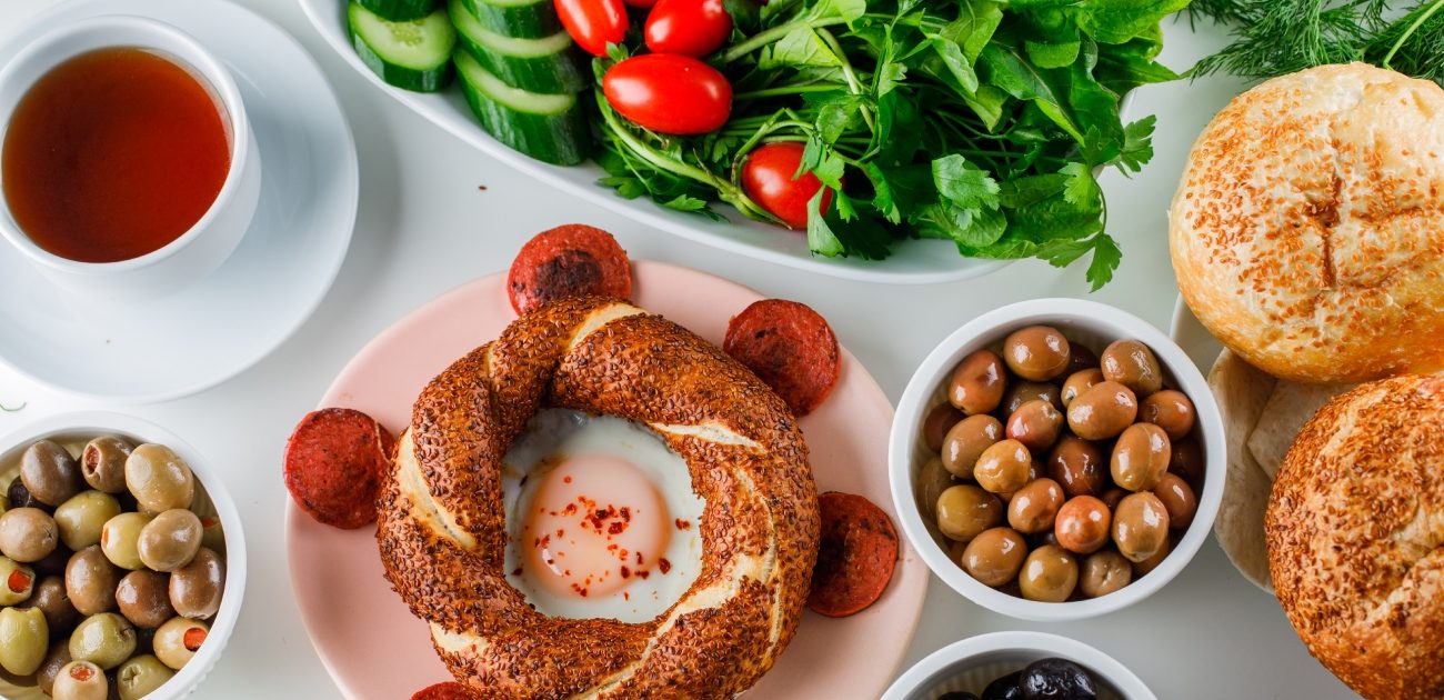 ترند "إفطار البلقان" يغزو التيك التوك، فما هو؟