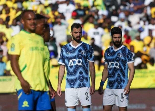 ثنائي بيراميدز يخشع لكشف المنشطات بعد مباراة صن داونز