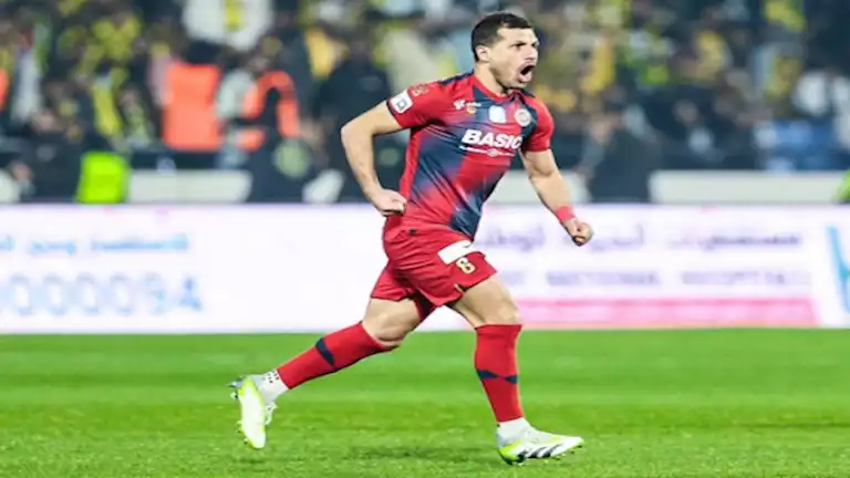 طارق حامد يختتم موسمه مع ضمك بخسارة أمام الاتحاد في الدوري السعودي