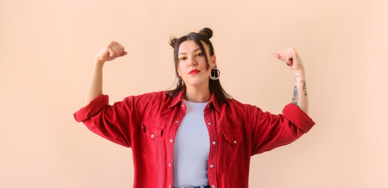 عادة يومية تغيّر حياتكِ: سرّ المرأة الناجحة يبدأ بخطوة صغيرة!