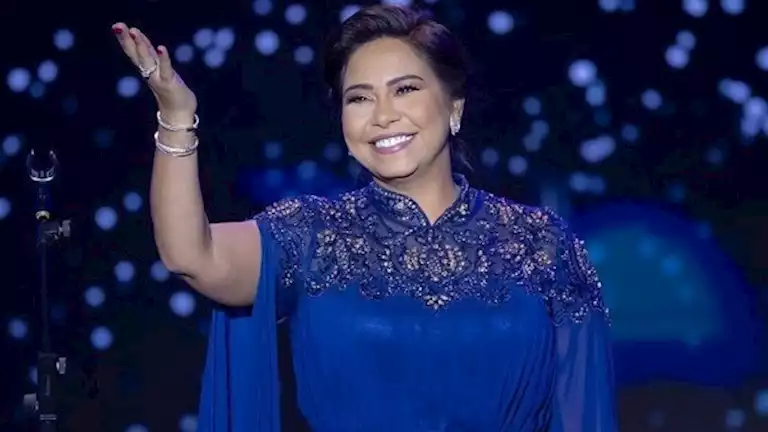 الجمهور ينتقد شيرين عبدالوهاب بعد غنائها "بلاي باك" في موازين: "كان الأفضل تعتذري عن الحضور"