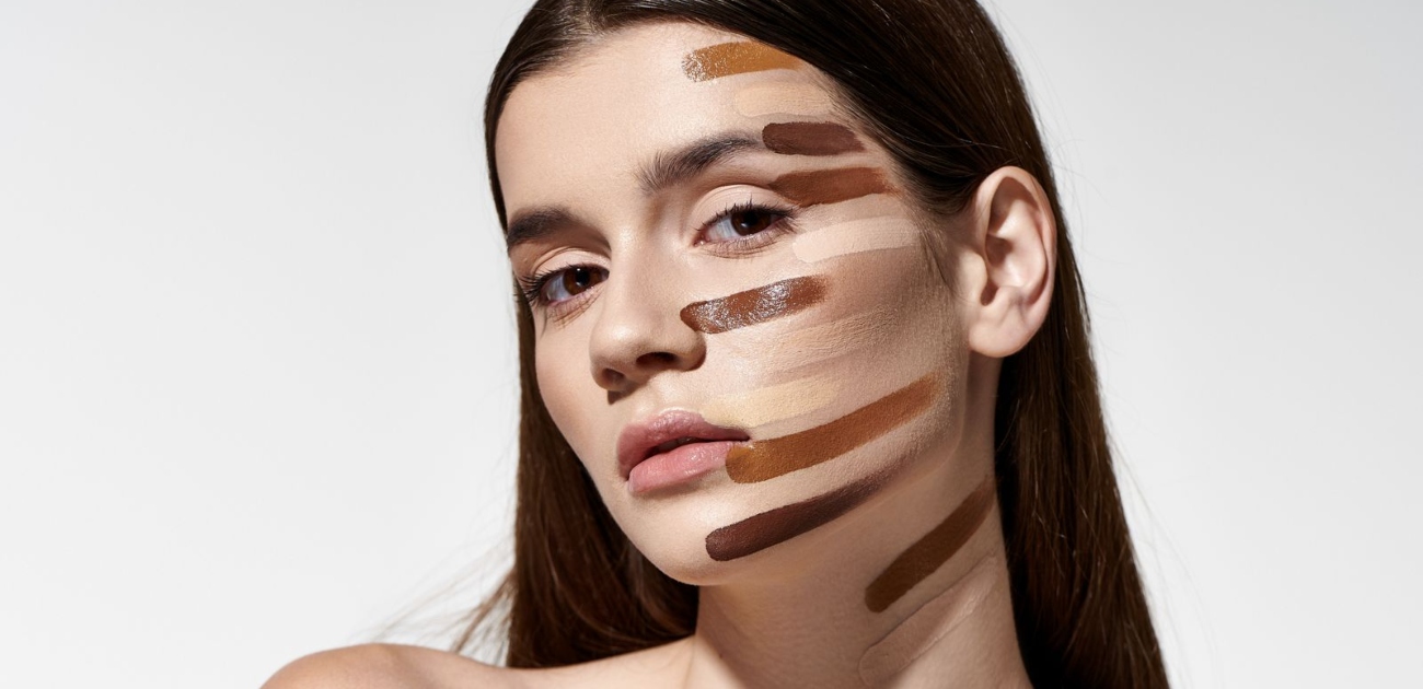 لون العيون العسلي: أهم النصائح والحيل لاعتماد المكياج المناسب!