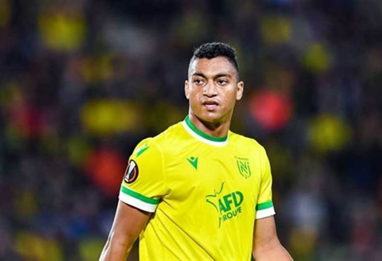 محاولات لإقناع مصطفى محمد بعرض الأهلي (خاص) -