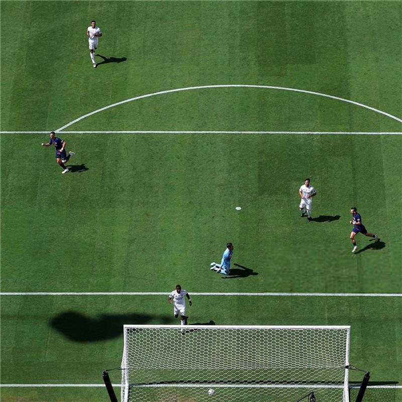 لقاء ريال مدريد وباريس سان جيرمان