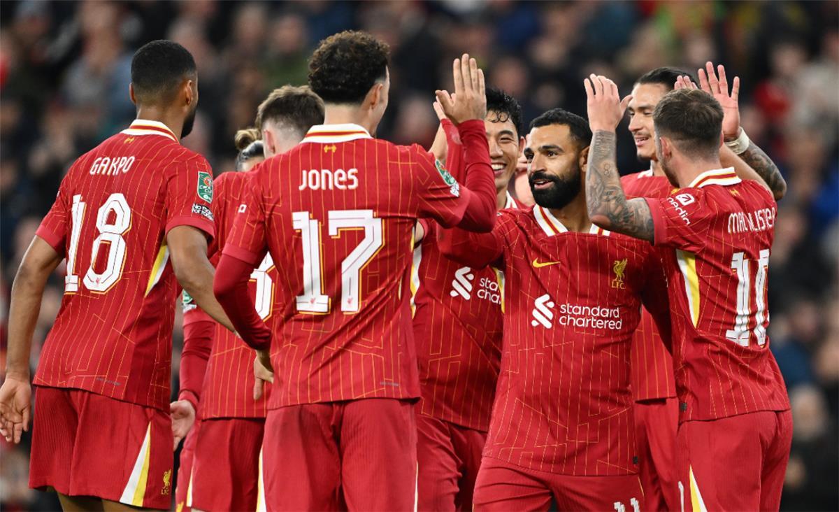 لاعبو ليفربول