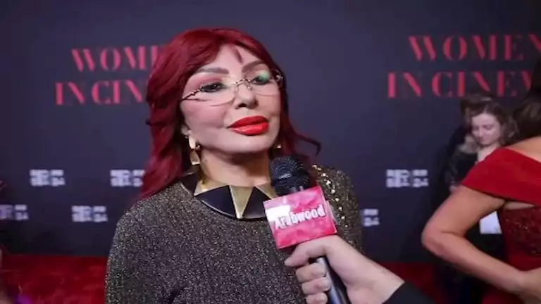"أنا وحيدة ومخلفتش".. نبيلة عبيد تستغيث: "عايزين ياخدوا شقتي مني"