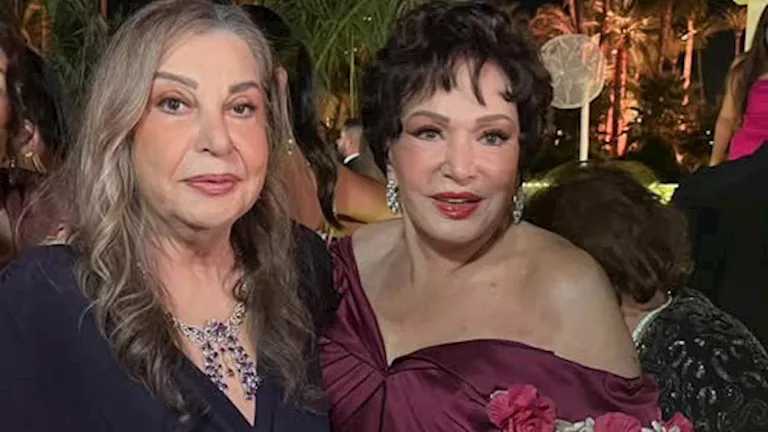 "جمالها ساحر" - ظهور نادر لـ هالة الشلقاني زوجة الزعيم عادل إمام- صور