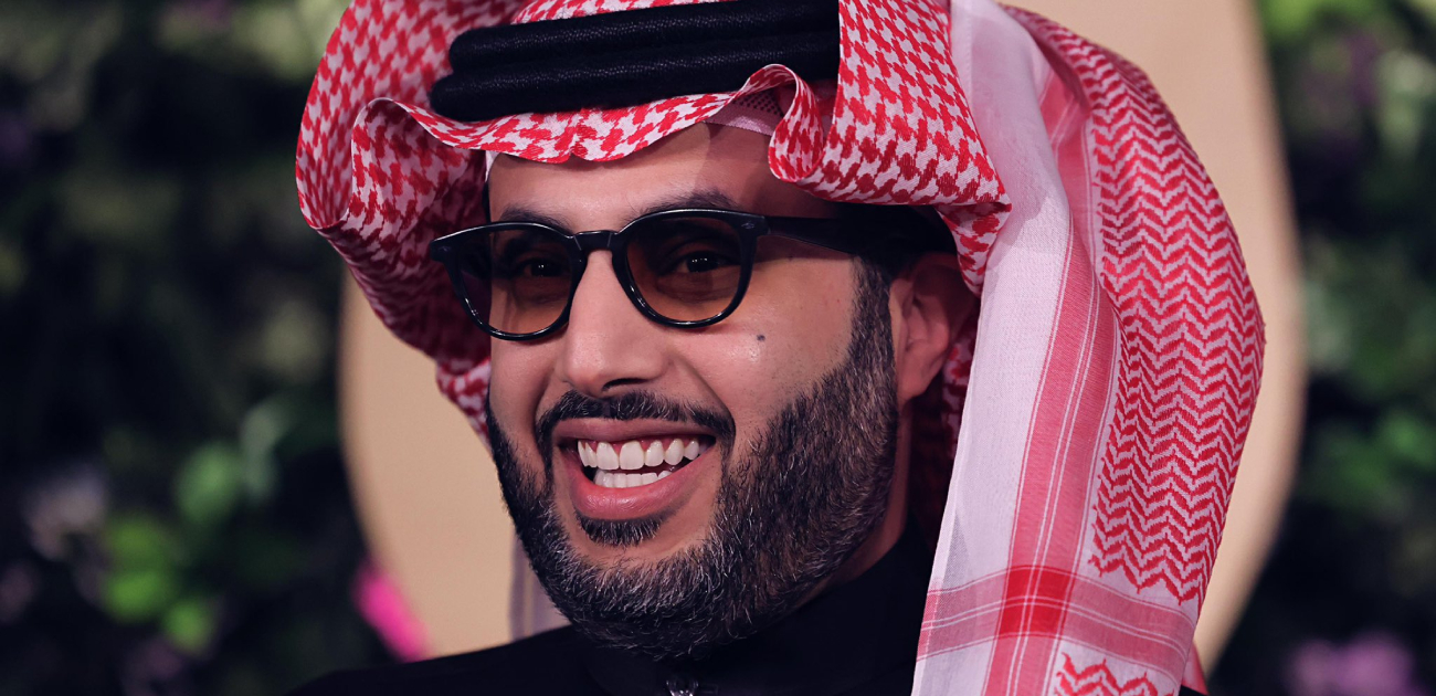 تركي آل الشيخ يعلن عن تقديم مسرحيات سورية للمرّة الأولى في موسم الرياض
