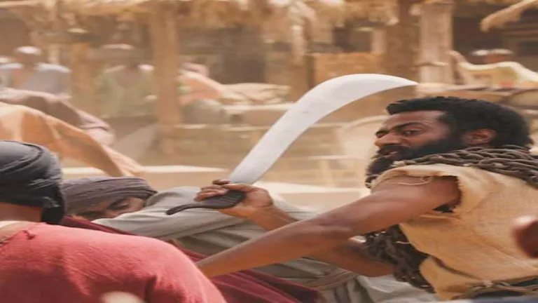 محمد رمضان يواصل الترويج لفيلم "أسد" بصور جديدة من الكواليس