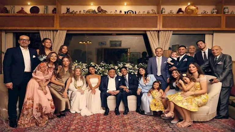محمود سعد تعليقا على أحدث ظهور لـ عادل إمام: "مبروك يا عدولة الكبير والحفيد"