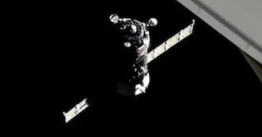 مركبة “بروجريس 92” الروسية تلتحم بمحطة الفضاء حاملة إمدادات حيوية للبعثة 73