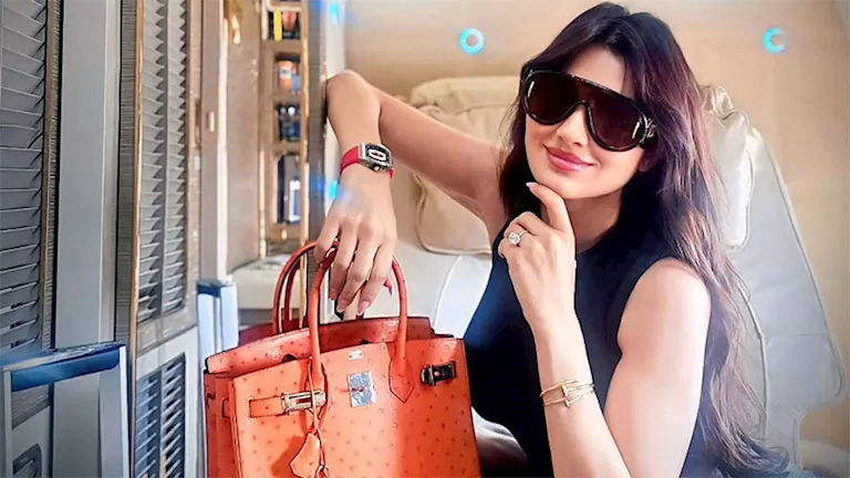 مي عمر تخطف الأنظار من أحدث ظهور.. والجمهور يغازلها