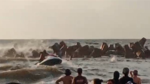 عاجل.. غلق شواطئ الإسكندرية غدا الجمعه بسبب اضرابات حركة الأمواج