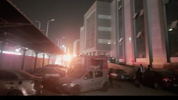 بدون خسائر.. السيطرة على حريق محدود بمستشفى أسوان الجامعي