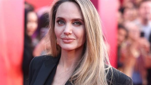 «آسفة جداً لفقدانك».. أنجلينا جولي تتحدث عن السرطان بمهرجان تورونتو السينمائي