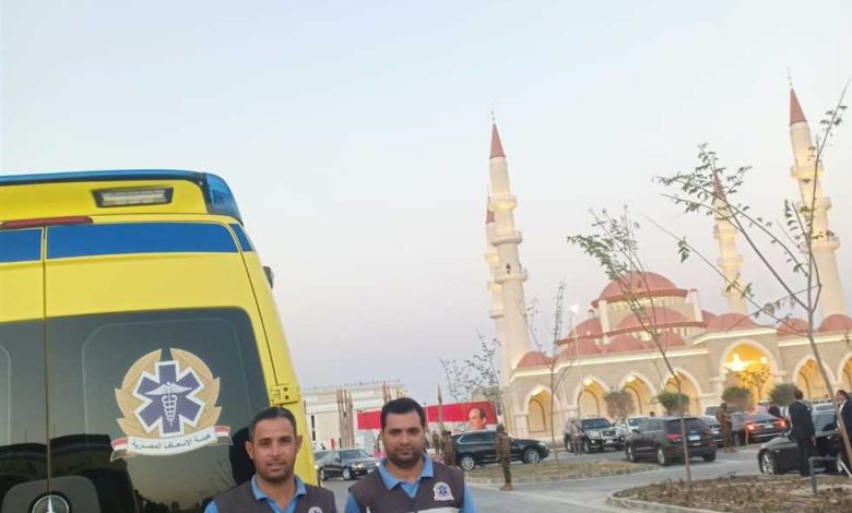 إصابة 3 أشخاص في انقلاب سيارة على طريق السلوم الدولي