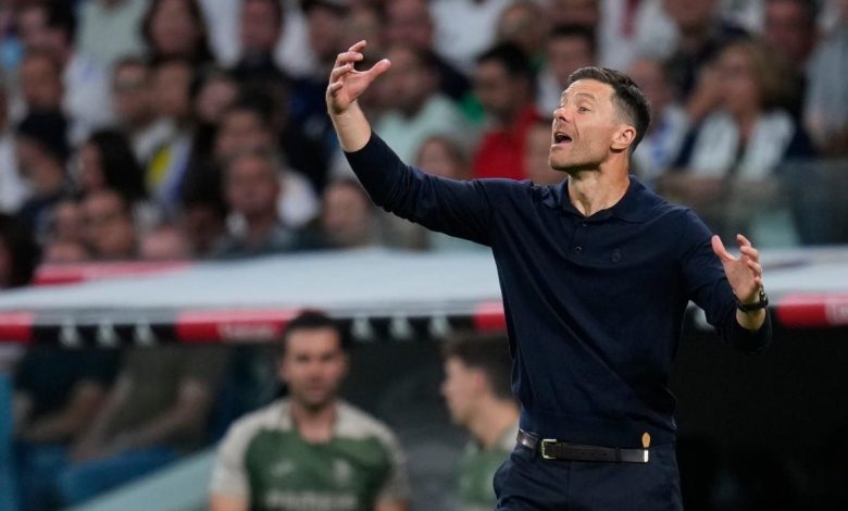 ألونسو يثير الغموض حول إصابة مبابي أمام فياريال.. ويعترف: أحب ابتسامة لاعب ريال مدريد