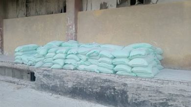 سقوط تجار الأزمات.. إحباط تهريب 8 أطنان دقيق مدعّم قبل بيعها في السوق السوداء