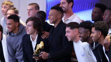 مبابي يتسلم جائزة الحذاء الذهبي كأفضل هداف في أوروبا 2025