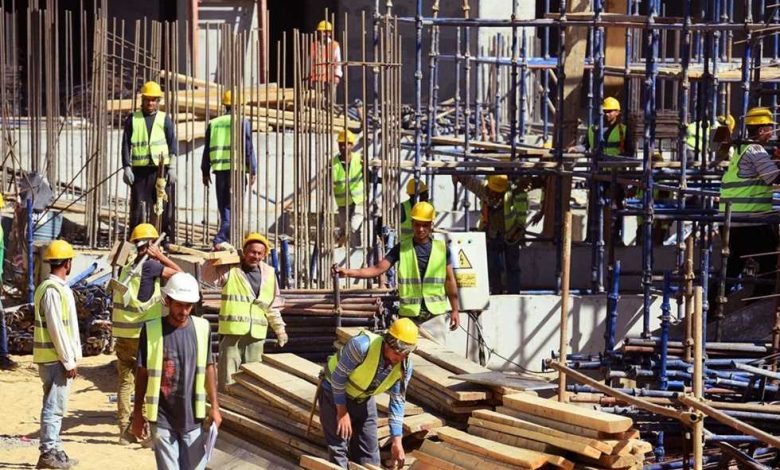 جمعية الخبراء: 99% من العمالة الأجنبية في مصر غير شرعية ولا تسدد ضرائب
