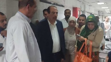 نائب وزير الصحة يتفقد منشآت صحية بالفيوم ويستمع لمقترحات المواطنين والفرق الطبية