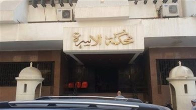 زوجة تطلب الخلع: جوزي مش بينزللي صور معاه على الفيس