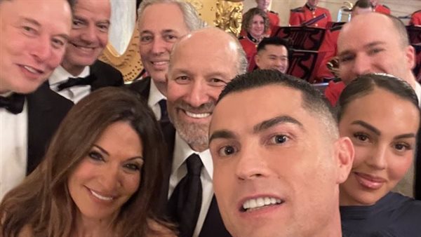 خلال مأدبة عشاء ترامب.. رونالدو يلتقط سيلفي مع جورجينا وكبار الشخصيات