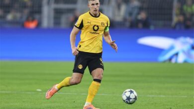 بوروسيا دورتموند يحدد موقفه من بيع شلوتربيك إلى برشلونة أو بايرن ميونخ