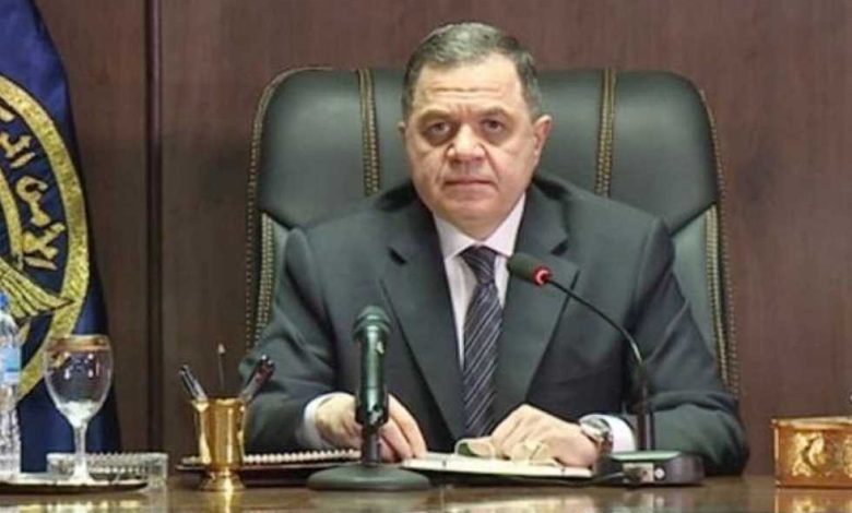 «الداخلية» تطلق خدمة «VIP إكسبريس» لتصاريح العمل.. الاستلام خلال ساعة واحدة (تفاصيل)