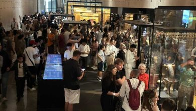 إقبال جماهيري كثيف في أول أيام استقبال الجمهور بالمتحف المصري الكبير