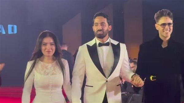 أول ظهور في مناسبة سويًا لـ مي عز الدين وزوجها أحمد تيمور .. صور