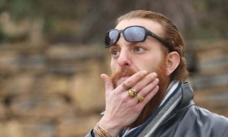 أويس مخللاتي