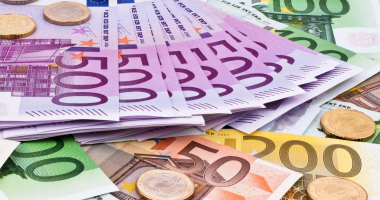 سعر اليورو أمام الجنيه اليوم الثلاثاء 25 نوفمبر 2025 في