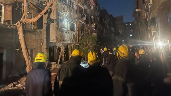 مشهد مرعب.. شاهد اللحظات الأولى لانفجار ماسورة غاز وانهيار عقار بإمبابة |فيديو