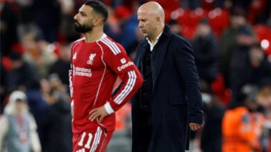 بعد انتهاء جلستهما.. سلوت يحسم موقف محمد صلاح من مباراة ليفربول وبرايتون