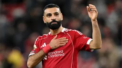 أوين يعبر عن قلقه بعد مشاركة محمد صلاح أمام برايتون: قد يكون الوداع