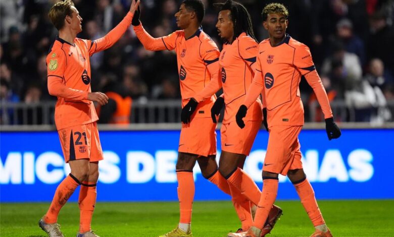 الإصابة تهدد مشاركة لاعب برشلونة أمام فياريال في الدوري الإسباني