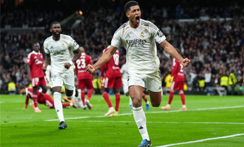 خبير تحكيمي: لاعب ريال مدريد كان يستحق الطرد أمام إشبيلية
