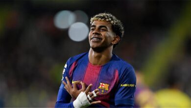 لامين يامال يسجل هدف برشلونة الثاني أمام فياريال