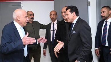 هل زيارة وزير الرياضة لنادي الزمالك تعني حل أزمة أرض أكتوبر؟