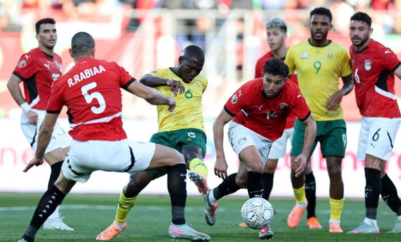 ليكيب تشيد بأداء لاعب منتخب مصر أمام جنوب إفريقيا: قائد أوركسترا الفراعنة
