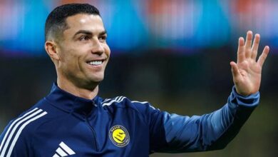 177 120107 richest footballers ever ronaldo messi 700x400