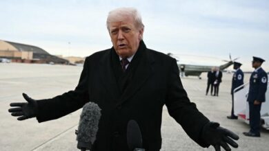 204 065225 trump signs defence 700x400