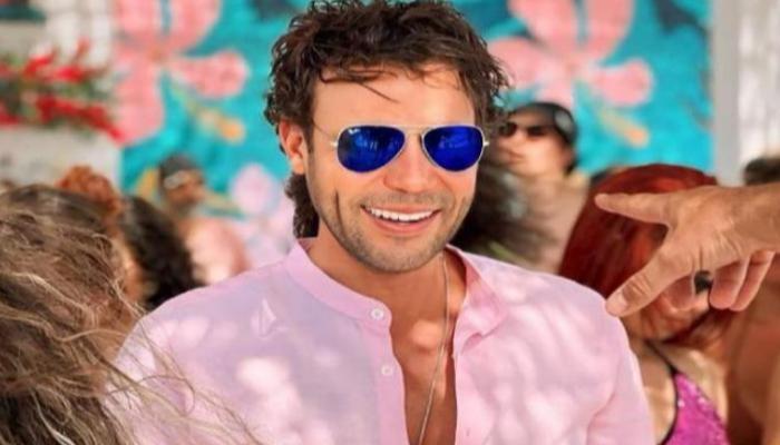 214 213940 their uncle 2