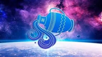 برج الدلو والعمل الأجواء الفلكية تعزز الإبداع وفرص التميز اليوم