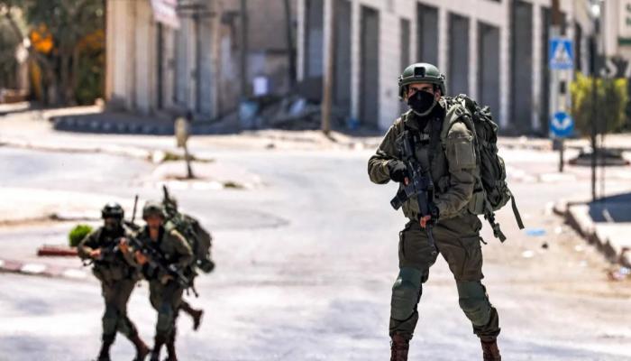 155 160045 west bank 50 arrested one killed israeli