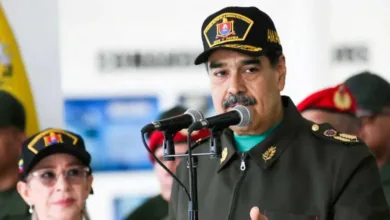 أول ظهور لرئيس فنزويلا نيكولاس مادورو بعد اعتقاله.. ماذا قال وماذا بدا عليه؟ | الموجز العربي