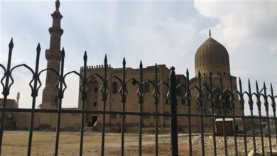 لم تُرمم منذ 120 عامًا.. نرصد بالصور إهمال أثر إسلامي بالقاهرة