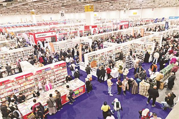 معرض القاهرة الدولي للكتاب11