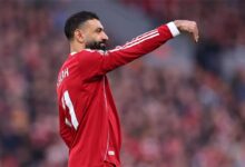 جاري نيفيل يوجه دفعة معنوية لـ جماهير ليفربول بشأن محمد صلاح